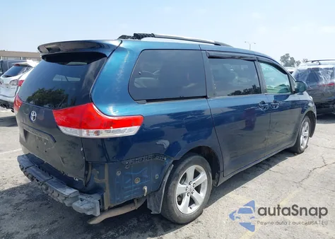 2011 Toyota Sienna Le V6 из США, поврежденный, VIN 5TDKK3DC5BS138299